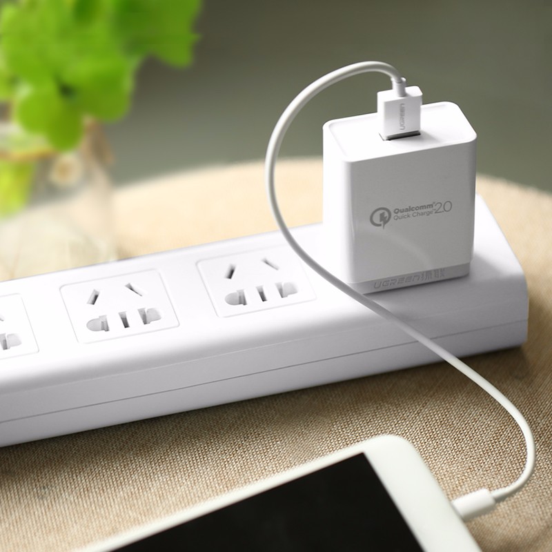 意昂2QC2.0/QC3.0快充充电器