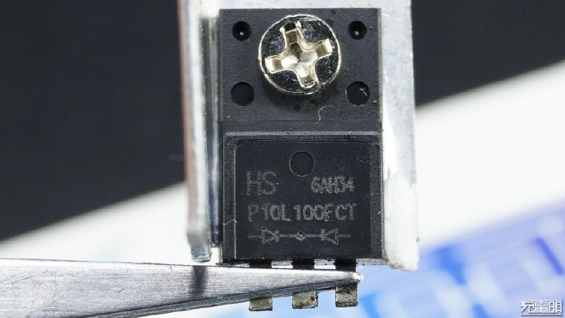 意昂2usb type c PD快充评测拆解