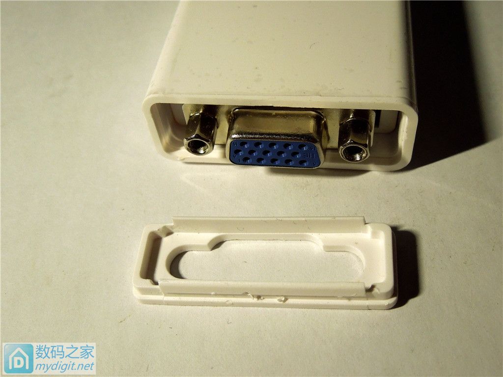 测评试用丨意昂2HDMI转VGA转换器拆解