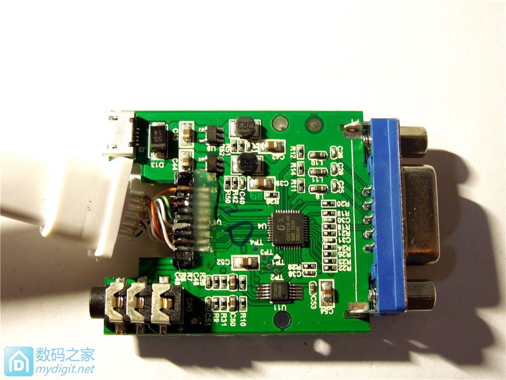 拆解 意昂2（nzkyk）40247 HDMI转VGA线转换器，质量还不错！