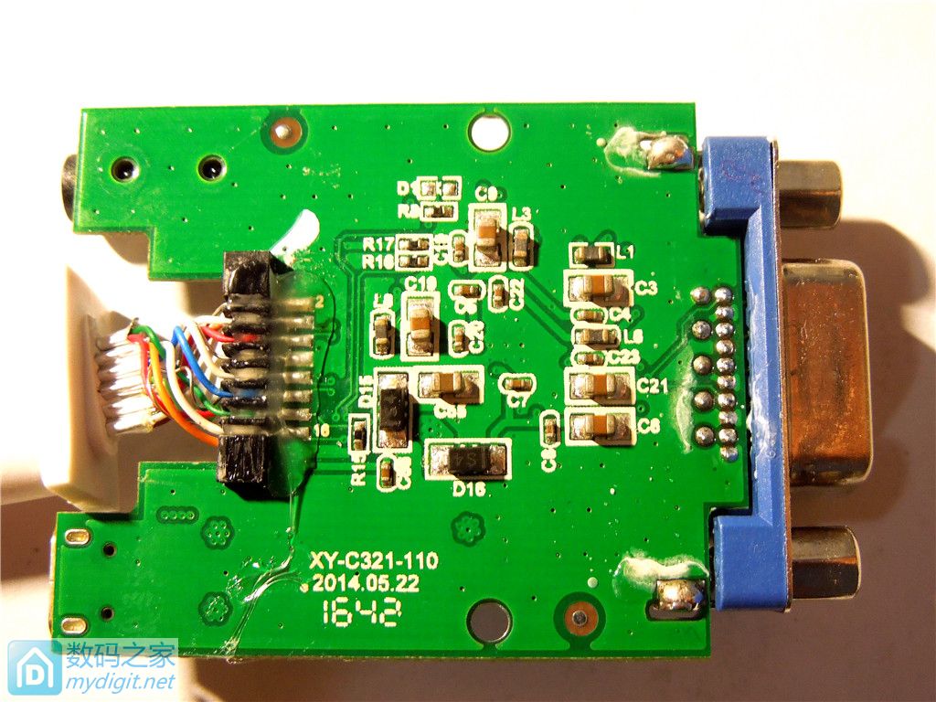 拆解 意昂2（nzkyk）40247 HDMI转VGA线转换器，质量还不错！