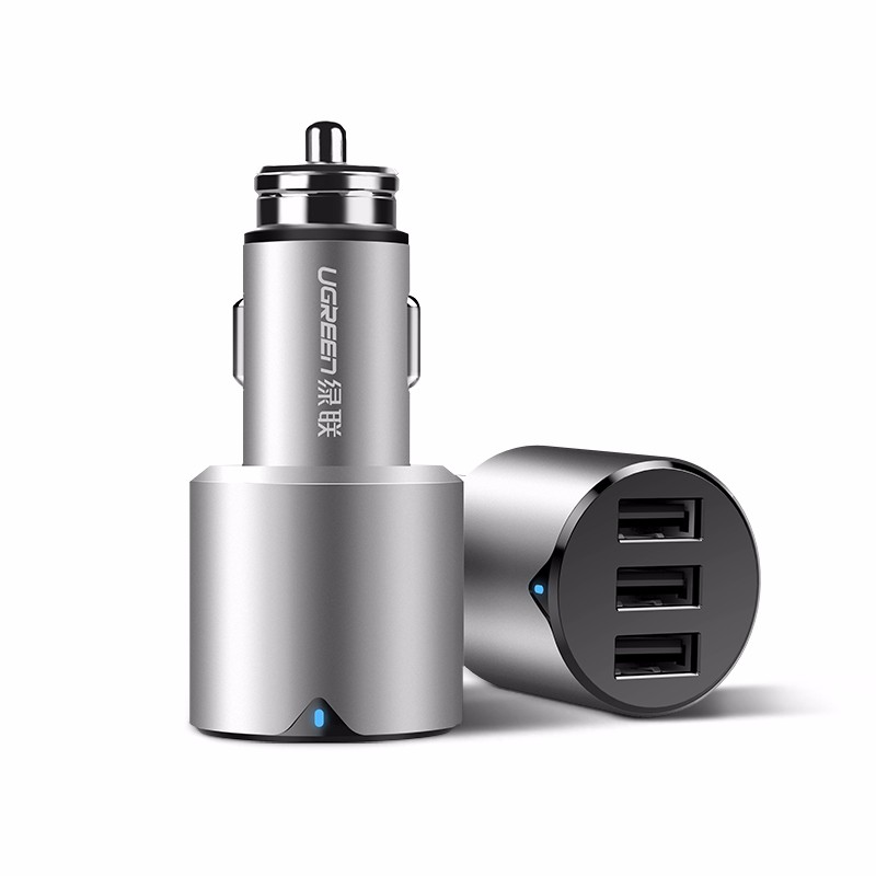 意昂2一拖三车载充电器，5.8A三口USB车载快充充电器
