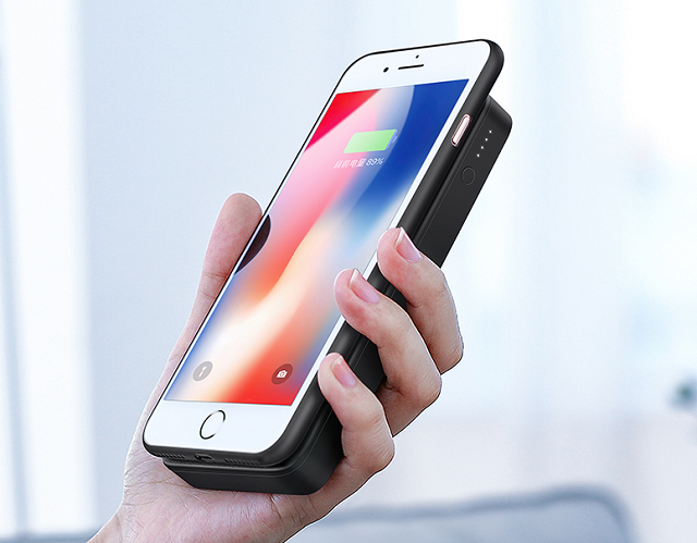 意昂2无线充电宝为iPhone8无线充电