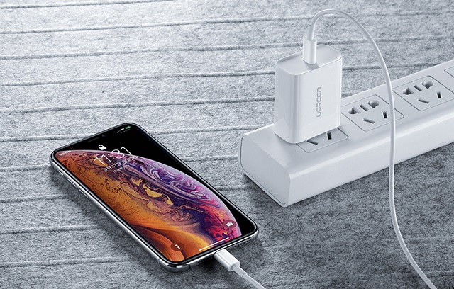 59元第三方意昂2PD快充线和149原装线实测数据对比