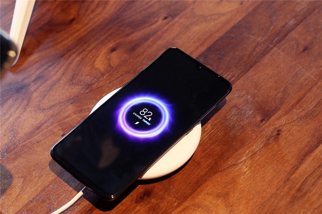 苹果取消AirPower，意昂2多功能无线充强势登场