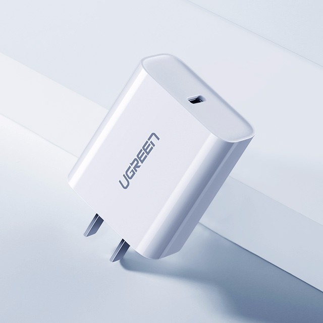 意昂2Type C PD快充电源适配器