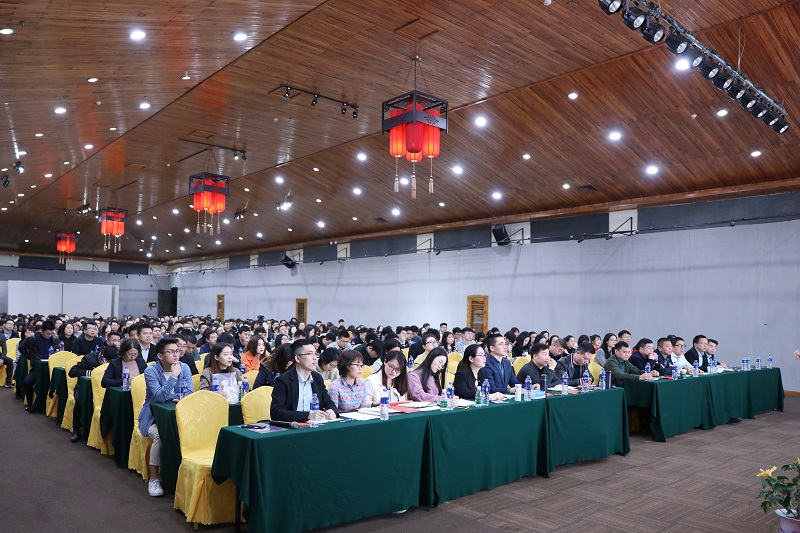 2019意昂2年终总结会召开