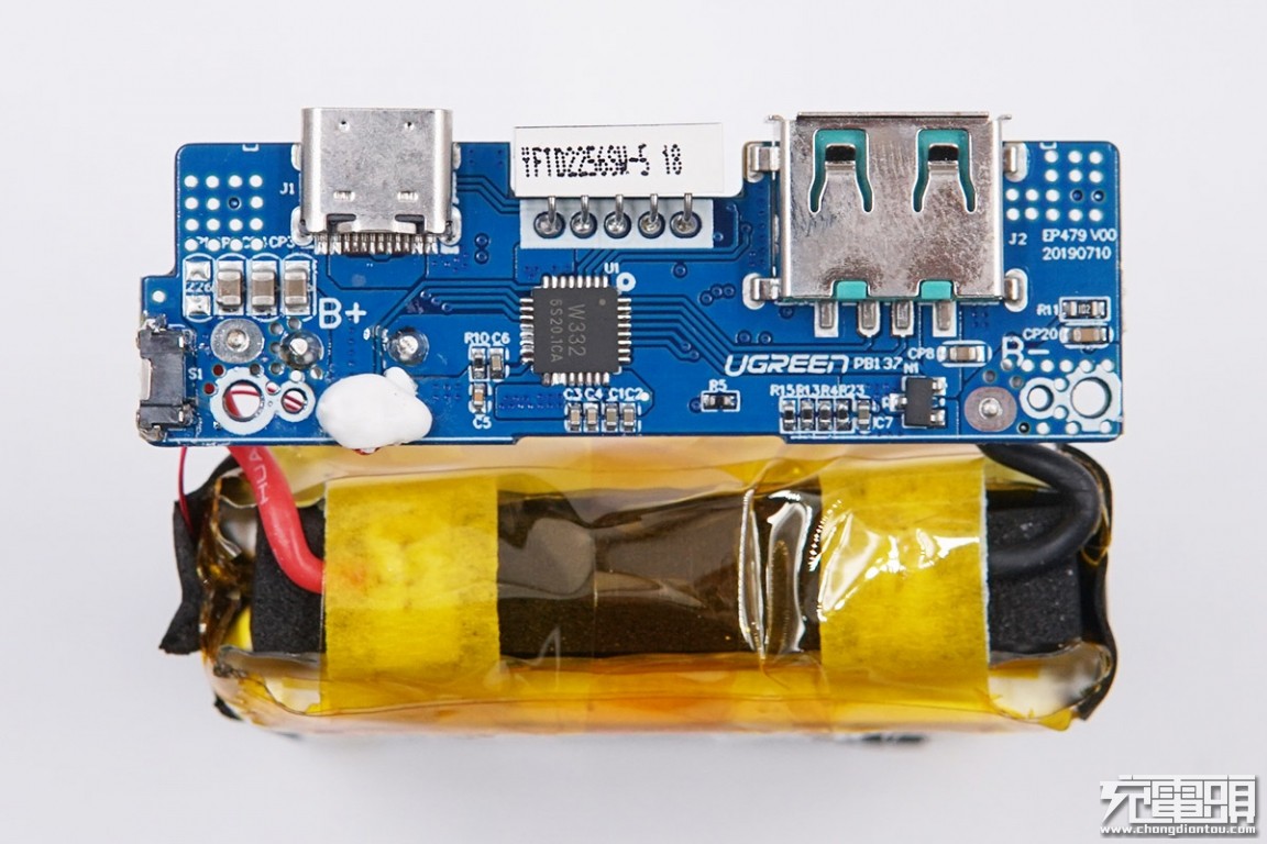 意昂210000mAh双向快充移动电源拆解评测报告