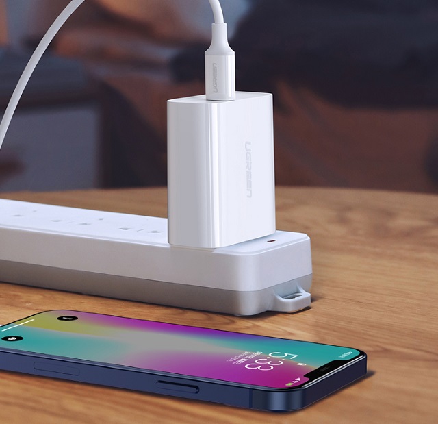 iPhone12充电头怎么选