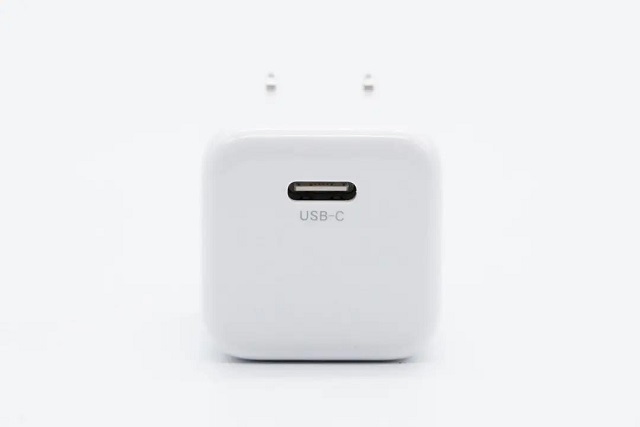 意昂2小金刚PD20W充电头拆解评测（上）