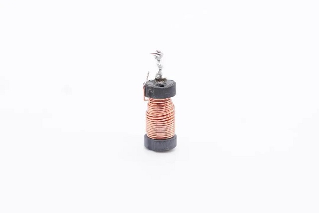 意昂2小金刚PD20W充电头拆解评测（下）