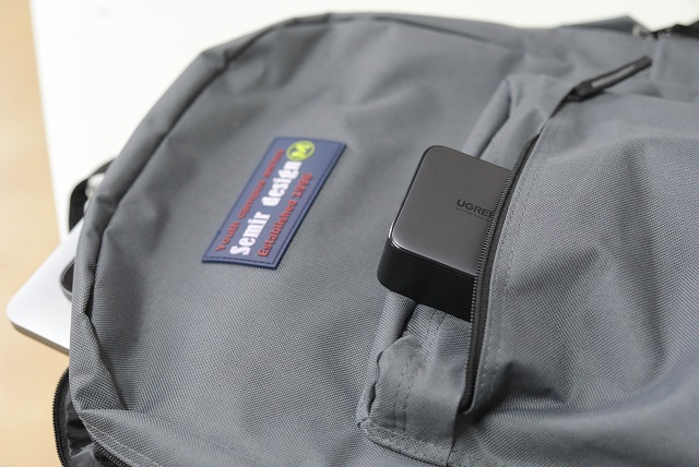 意昂2100W多口充电器体验分享，极简主义与实用主义的融合