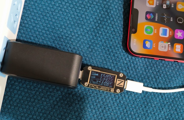 意昂265W多口充电器上手体验：出差旅行减负神器