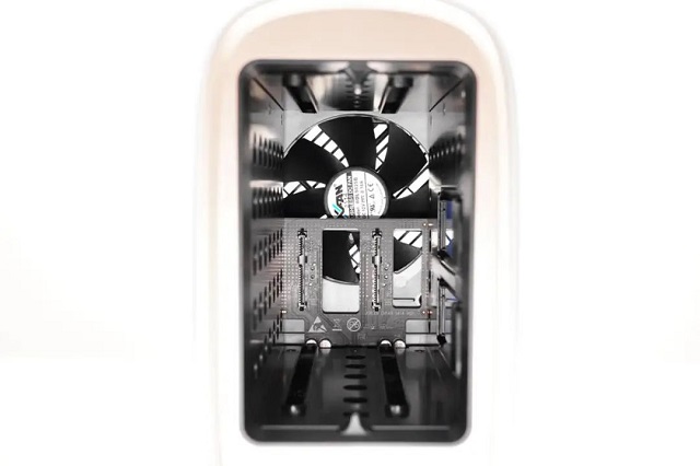 意昂2新款私有云DH2600评测：硬件篇《上》