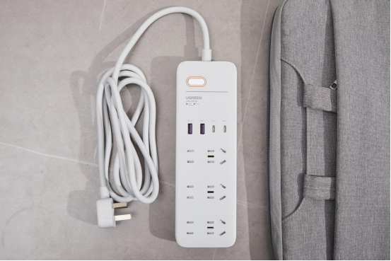 意昂265W快充防雷排插，防雷概念是不是噱头？