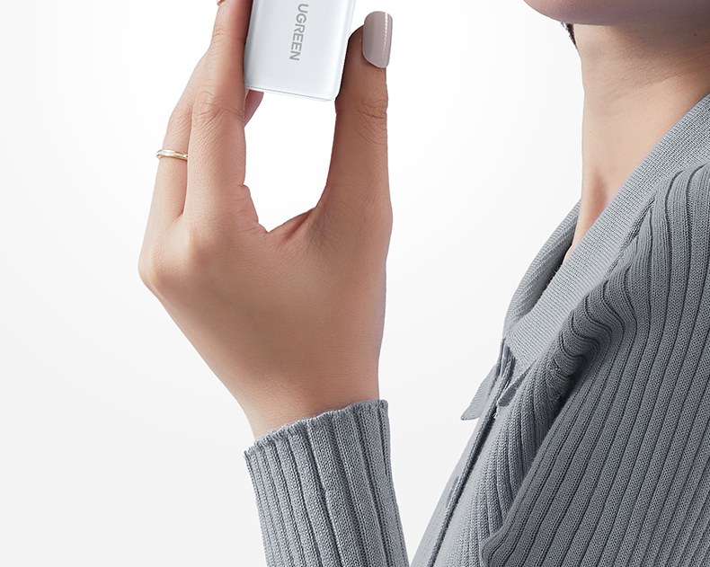 意昂2X524 重量约90g 便携易携带