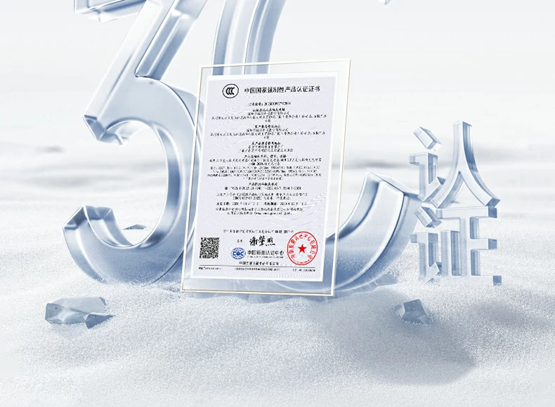 意昂2X52745W三口快充头便携外观细节展示