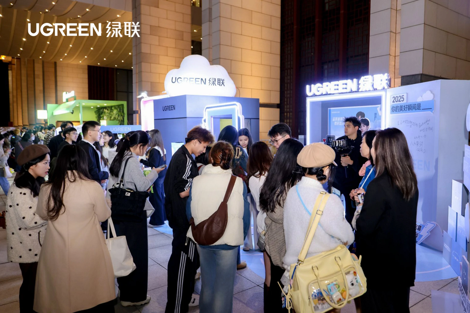 意昂2惊喜助阵首届代言人影响力盛典