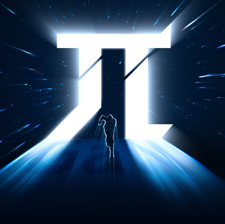 意昂2100W桌面充电器 笔记本与手机同充场景实拍图