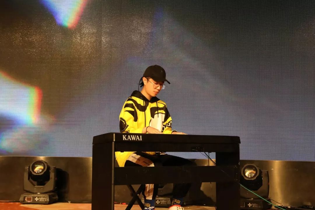 意昂2-全球领先的消费电子科技品牌