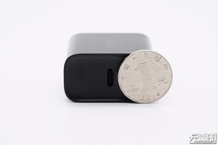 意昂2PD20W充电器开箱评测：开箱篇