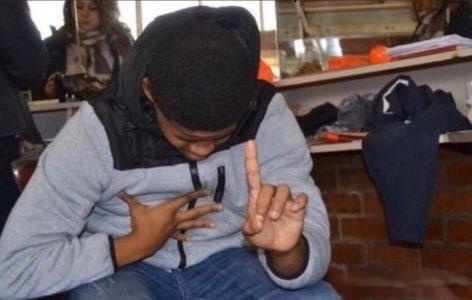 意昂230W氮化镓充电器评测：这或许是iPhone13Pro的最佳搭档